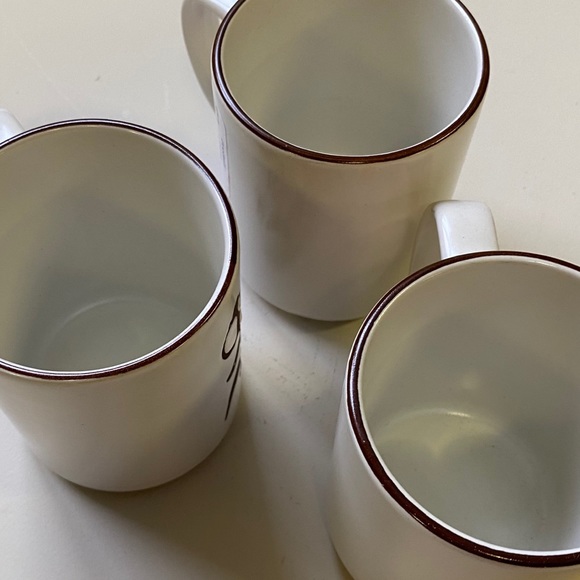 Vintage Stoneware Mug with Floral 70s Design Set - Picture 5 of 7